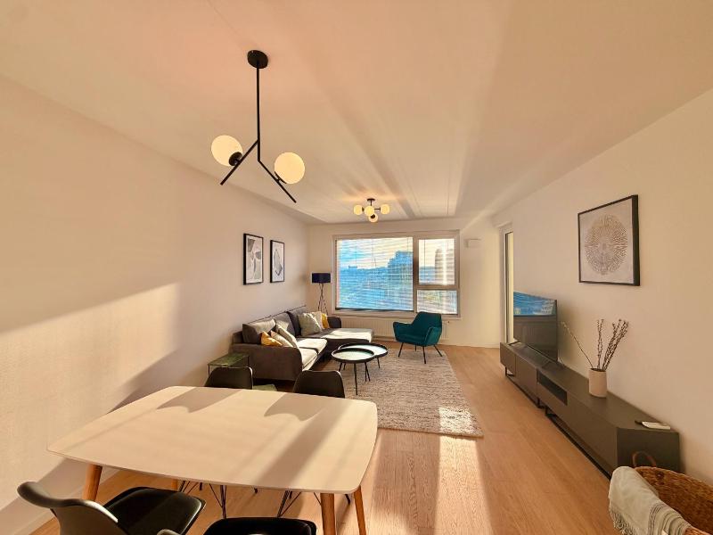 Klingerka Residence Modern City View - image 8