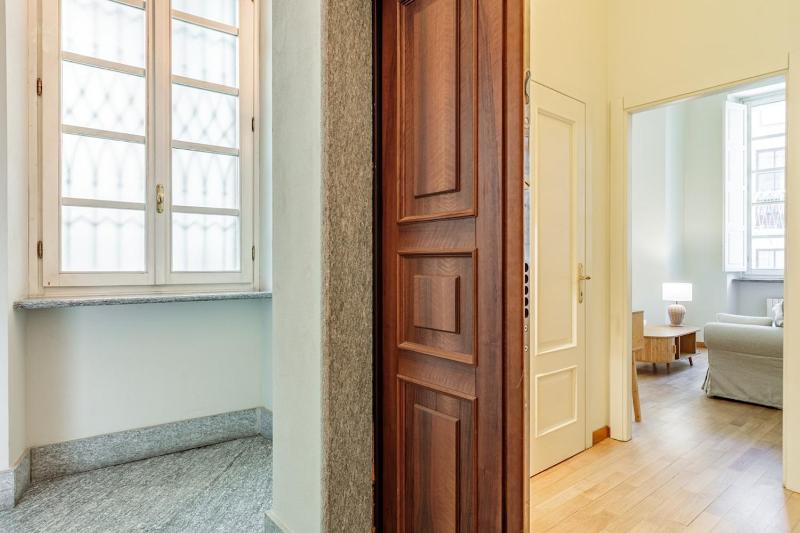 Suite 1824 - 