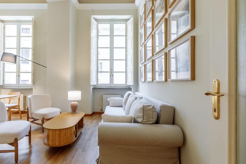 Suite 1824 - 