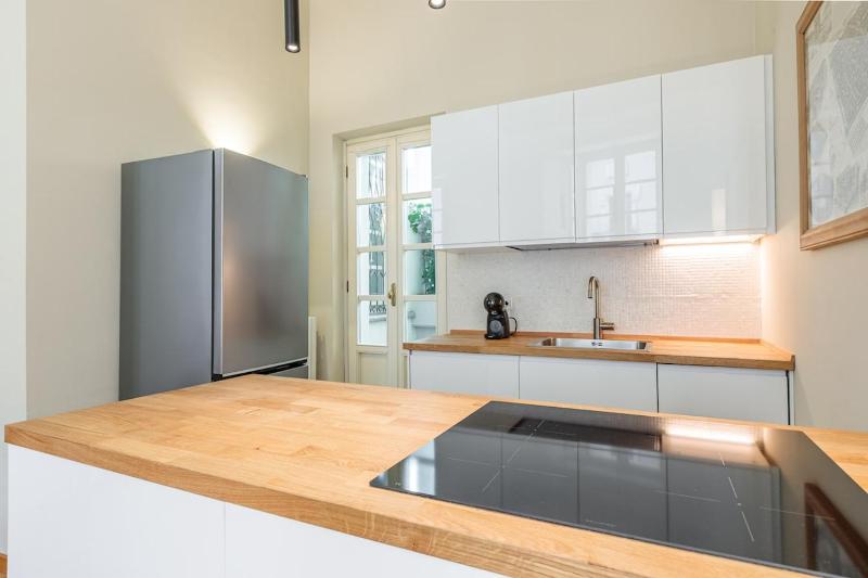 Suite 1824 - 