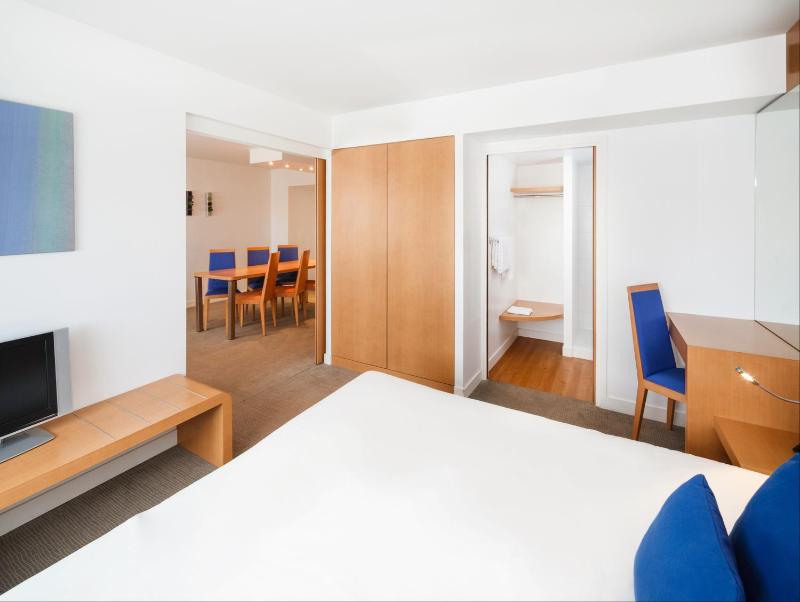 Novotel Nantes Centre Gare - image 10