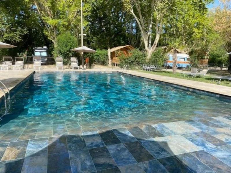 Camping 2 étoiles - Piscine - ccbfiif - image 1