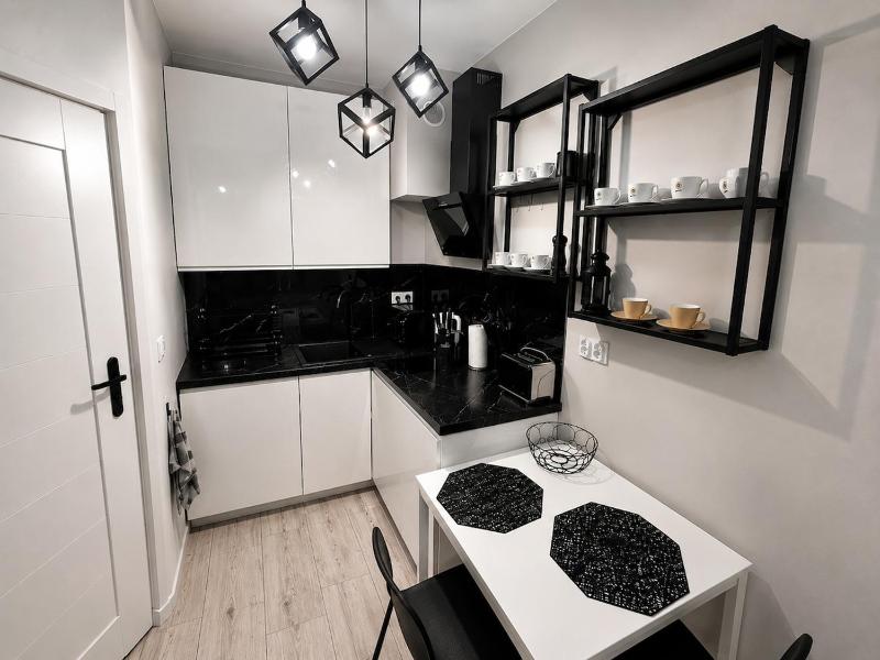 Old Town Garden Apartment - image 7