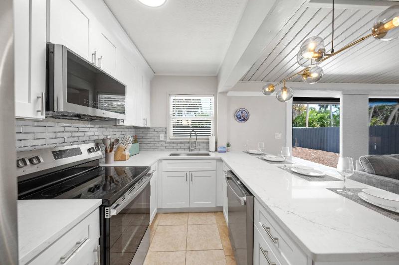 The Salt & Sand Beach Shack - image 40