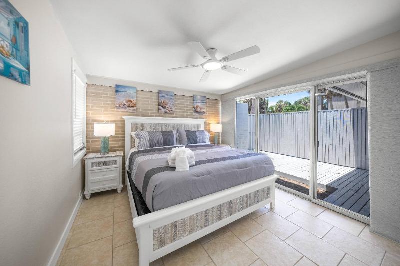 The Salt & Sand Beach Shack - image 37