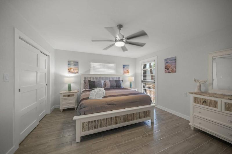 The Salt & Sand Beach Shack - image 15
