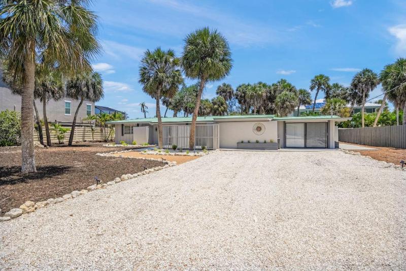 The Salt & Sand Beach Shack - image 29