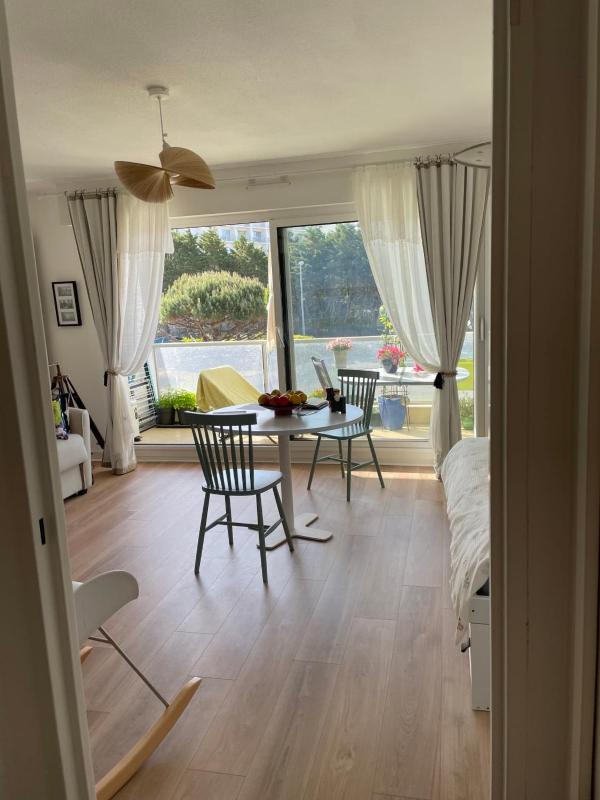 South-facing studio naiade close to the sea and pool - image 13