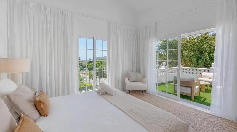 VACATION MARBELLA I Villa Nadal Private Heated Pool 5BDR Lush Garden BBQ Alarm System Best Beaches at Your Doorstep - image 37