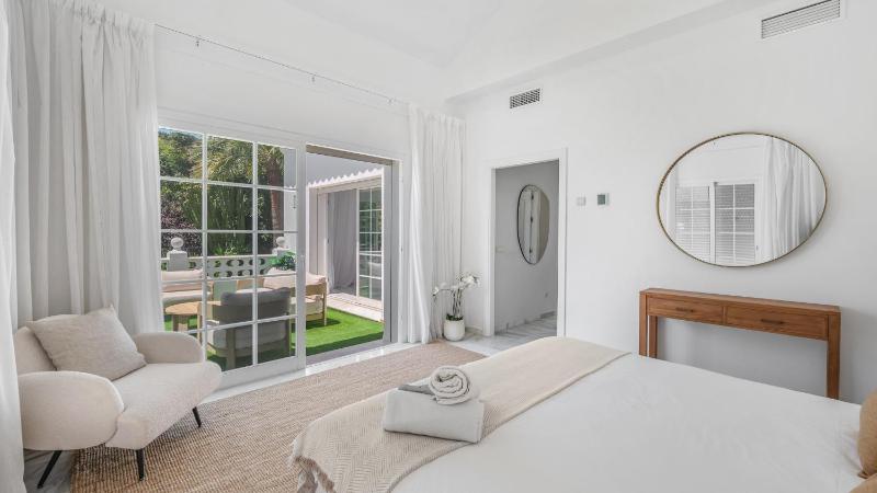 VACATION MARBELLA I Villa Nadal Private Heated Pool 5BDR Lush Garden BBQ Alarm System Best Beaches at Your Doorstep - image 48