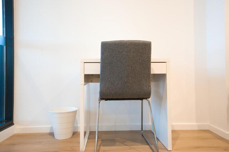 Bright and Modern 2BR Apt with Pool and Wellness Facilities - image 3