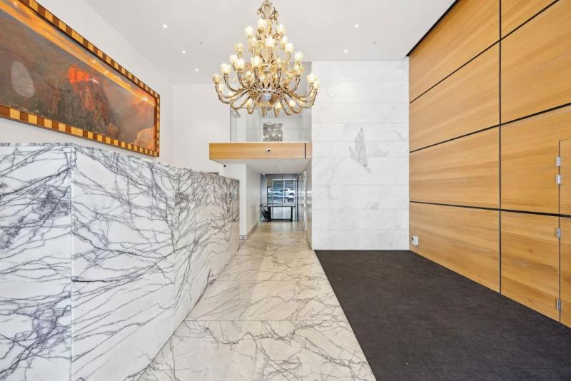 Vision On Morphett Studio Apartment with Parking - image 16