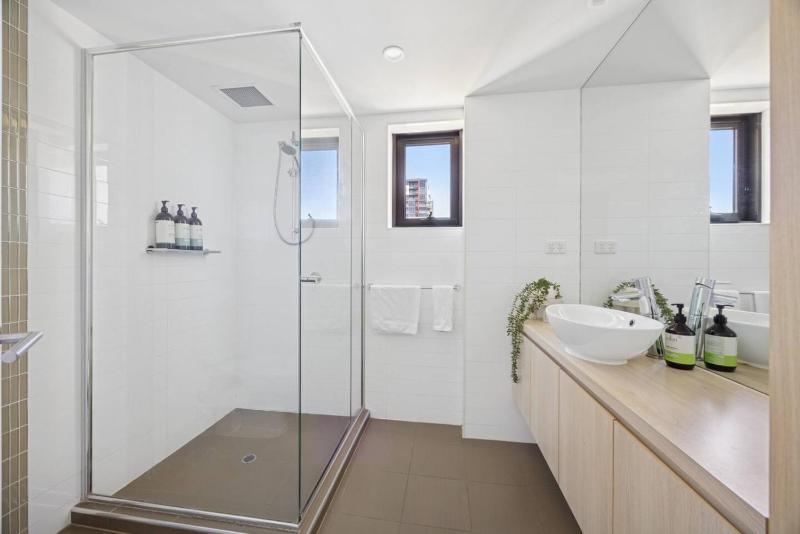CBD Central Calm 2BR | Pool • Sauna • Parkings - image 6