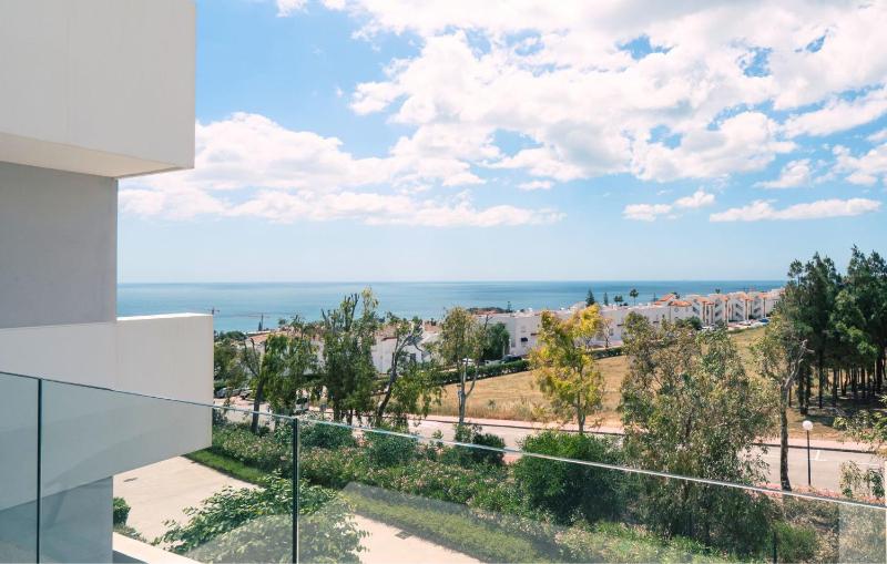Exclusive Two-Bed Coastal Apartment in Pure South - image 21