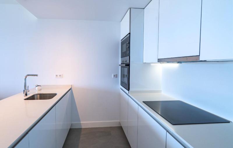 Exclusive Two-Bed Coastal Apartment in Pure South - image 12