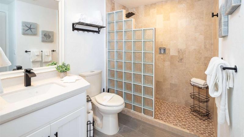 Stunning 5th-Level Condo w Pool Princesa E-504 - image 25