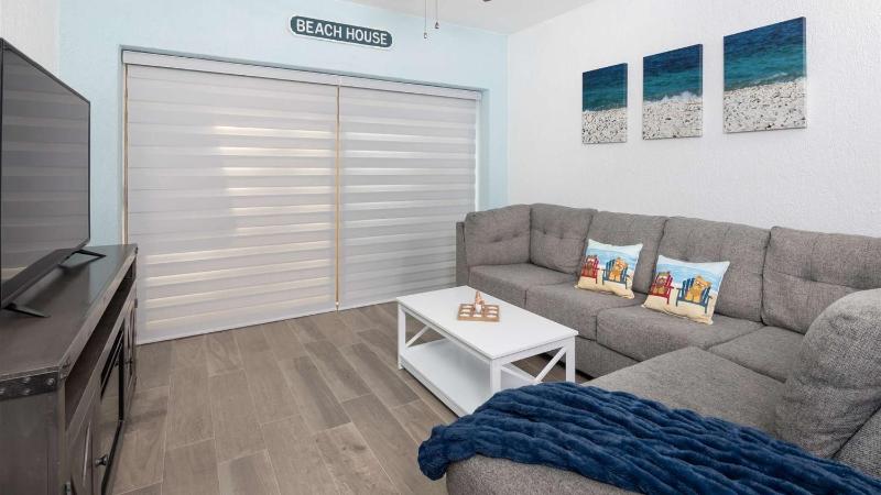 Stunning 5th-Level Condo w Pool Princesa E-504 - image 29