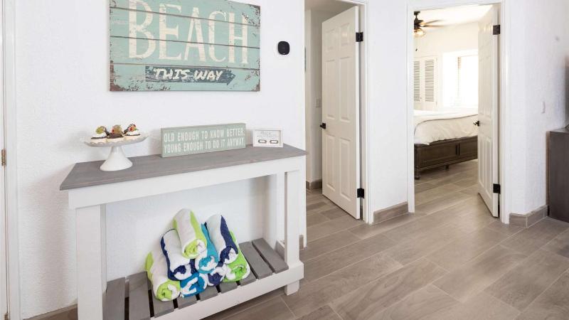 Stunning 5th-Level Condo w Pool Princesa E-504 - image 6