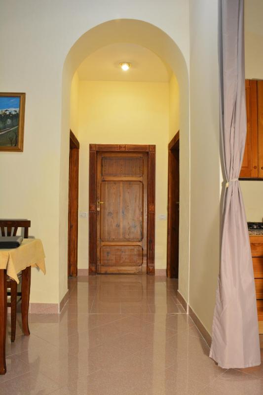 Four-Bedroom Apartment with Garden View image 1