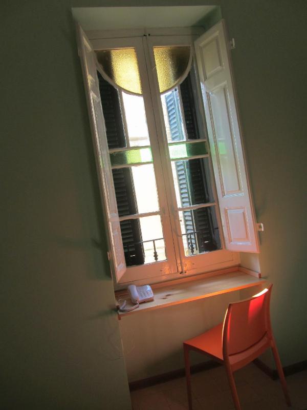 Corner Hostel - image 2