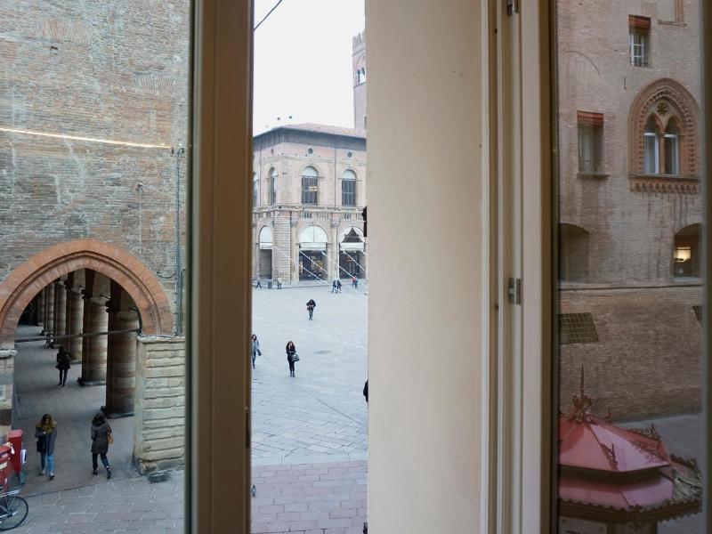 Casa Isolani Guest House Piazza Maggiore 1 - image 9