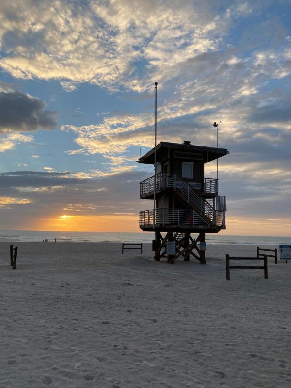 A Tropical Breeze Beach Club - Anna Maria Island - image 45