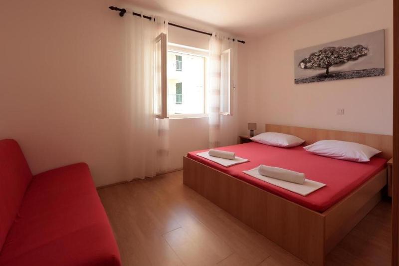 Apartments with swimming pool Novalja Pag - 211 - image 21