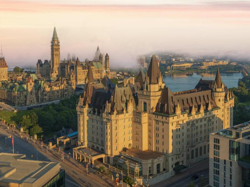 Fairmont Chateau Laurier - image 12