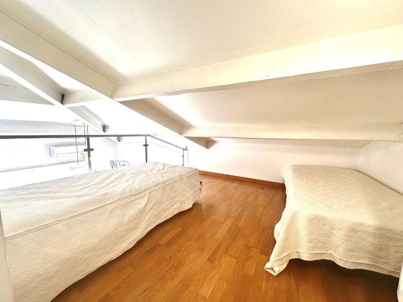 Studio mezzanine clim et parking - vue canal - FR-1-338-644 - image 2