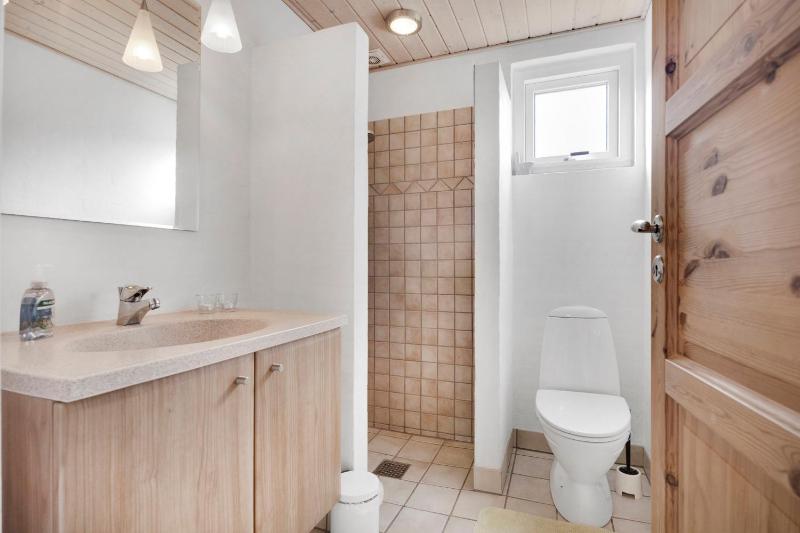 Lovely New Cottage Near Beach Forest And Town - image 18