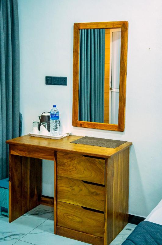 Trinco Green Inn Uppuveli - image 39