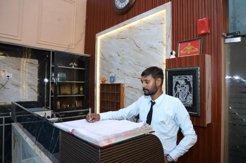 Hotel Black Stone Palace - image 7