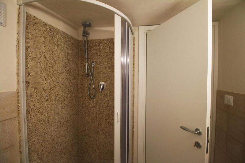 One-Bedroom Apartment - Vico Amalfitana 47 - Ground Floor image 4