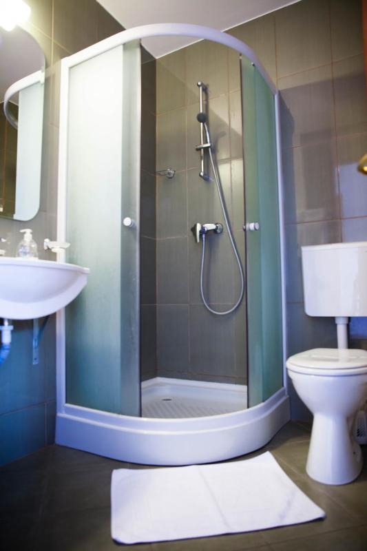 Double or Twin Room image 2