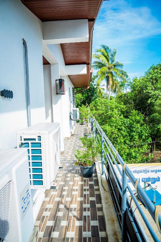 Trinco Green Inn Uppuveli - image 40