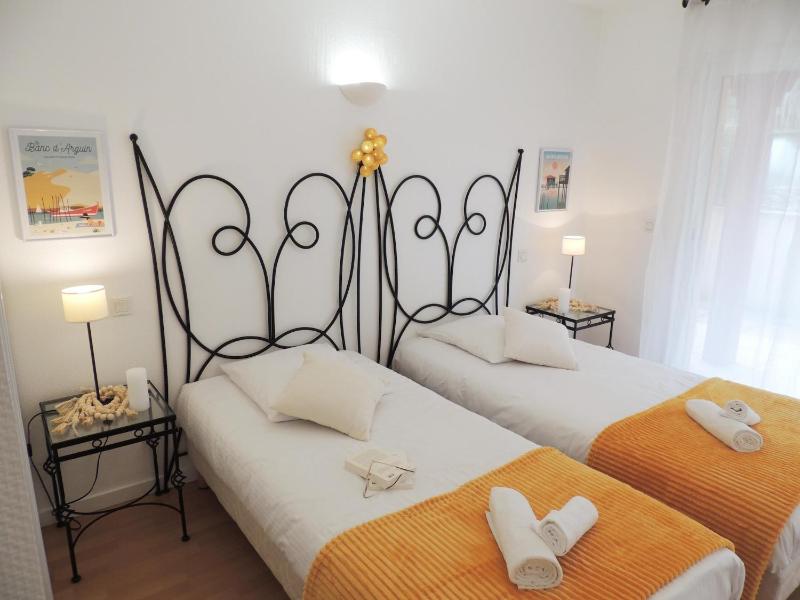 French Riviera Bay Retreat - image 10