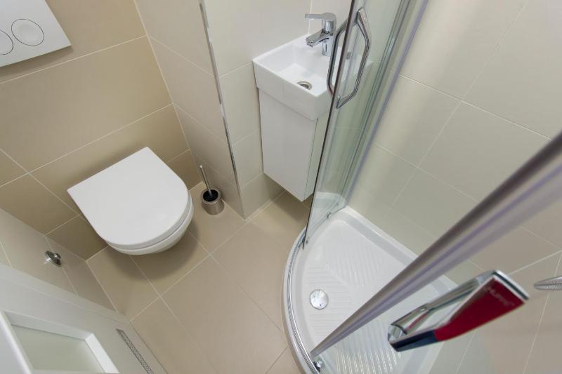 Superior Two-Bedroom Apartment with Terrace and Sea View image 3