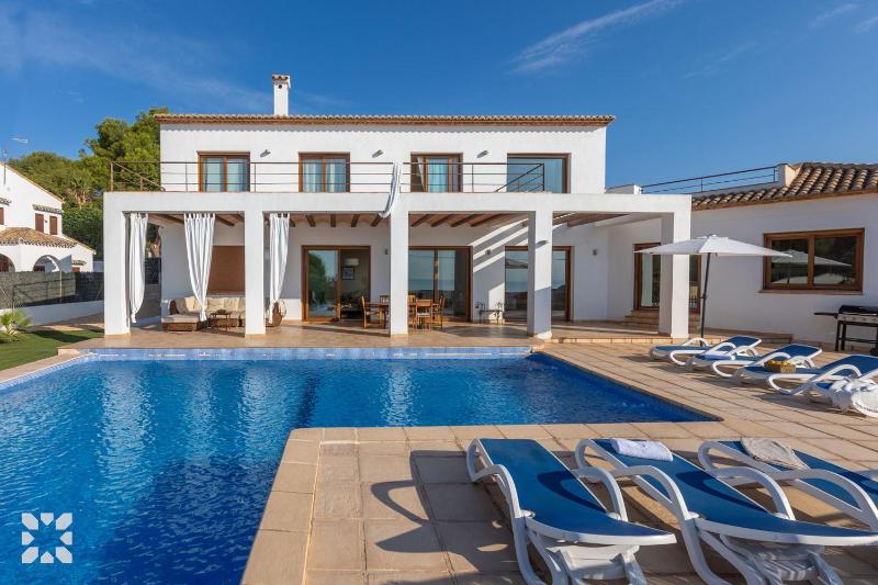 Villa Fustera by Abahana Villas - image 15