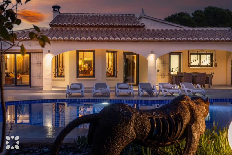 Villa Aveta by Abahana Villas - image 3