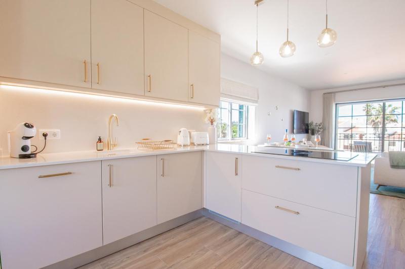 Casa Francesca renovated townhouse walking distan - image 13