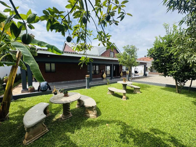 Mwenje Guest House - image 11