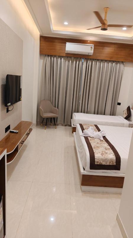 Hotel Akshara Inn - image 8
