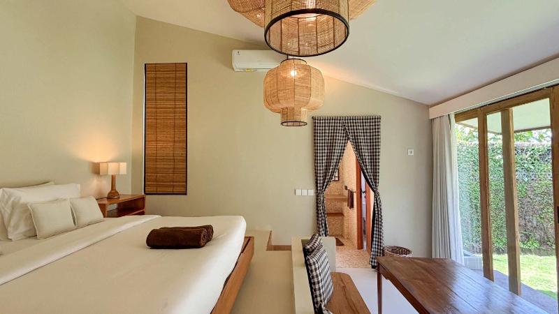 New 4BR Villa Peaceful Garden and Rooftop - image 27
