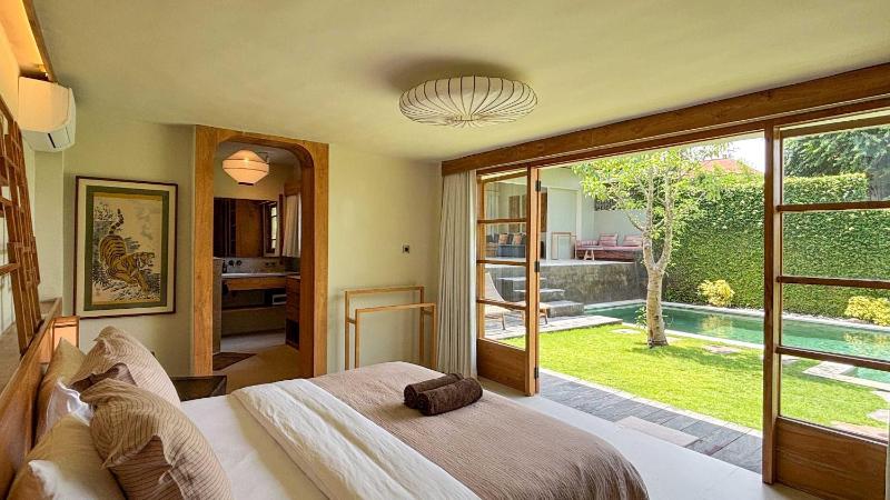 New 4BR Villa Peaceful Garden and Rooftop - image 21