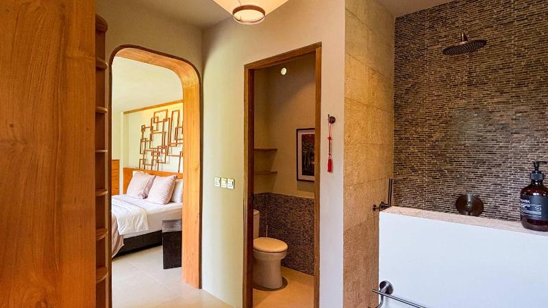 New 4BR Villa Peaceful Garden and Rooftop - image 36