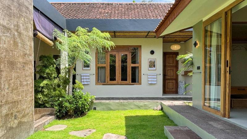 New 4BR Villa Peaceful Garden and Rooftop - image 38