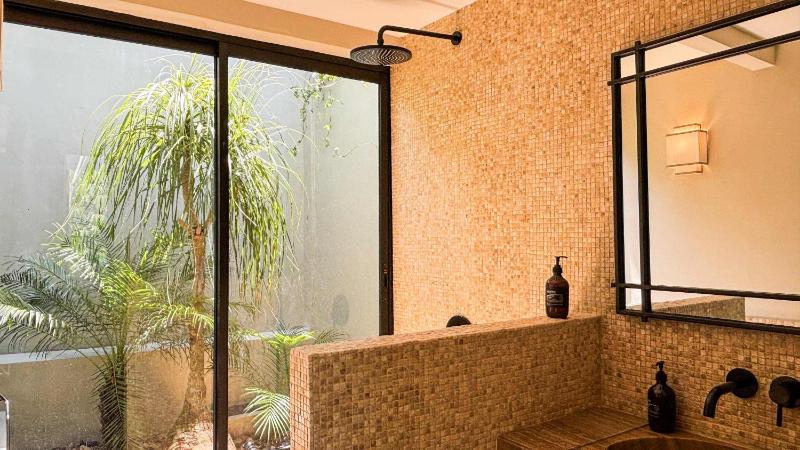 New 4BR Villa Peaceful Garden and Rooftop - image 37