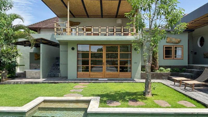 New 4BR Villa Peaceful Garden and Rooftop - image 29