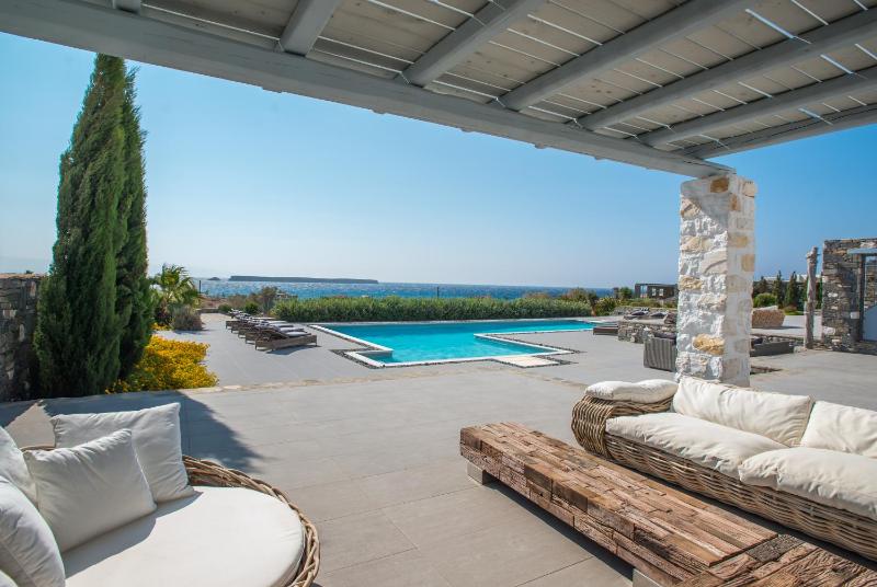 Aelia Paros Beachfront Villas-Member of My Villas Hospitality - image 43