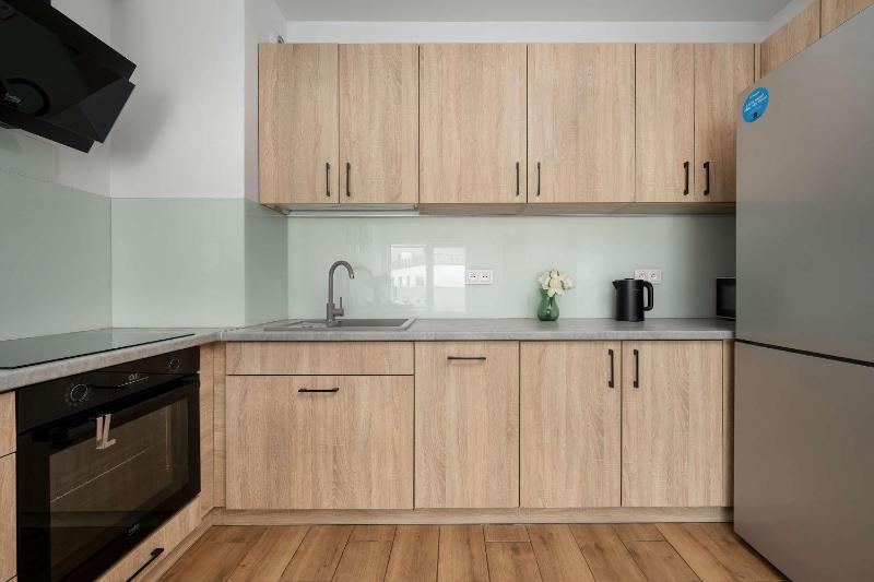 Spacious Apartment in Wrocław with Desk and Parking by Noclegi Renters - image 18